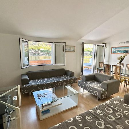 House With Big Terrace And Beautiful Sea View Villa Kotor Eksteriør billede