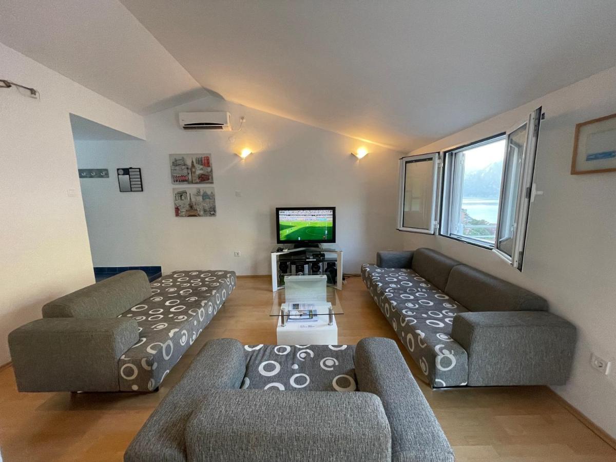 House With Big Terrace And Beautiful Sea View Villa Kotor Eksteriør billede